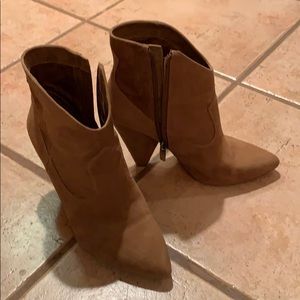 Vince Camuto “Movinta” Booties